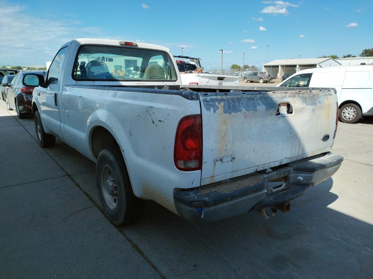 Photo 3 from auction – 2000 FORD F250 SUPER with VIN 1FTNF20L0YEC21929