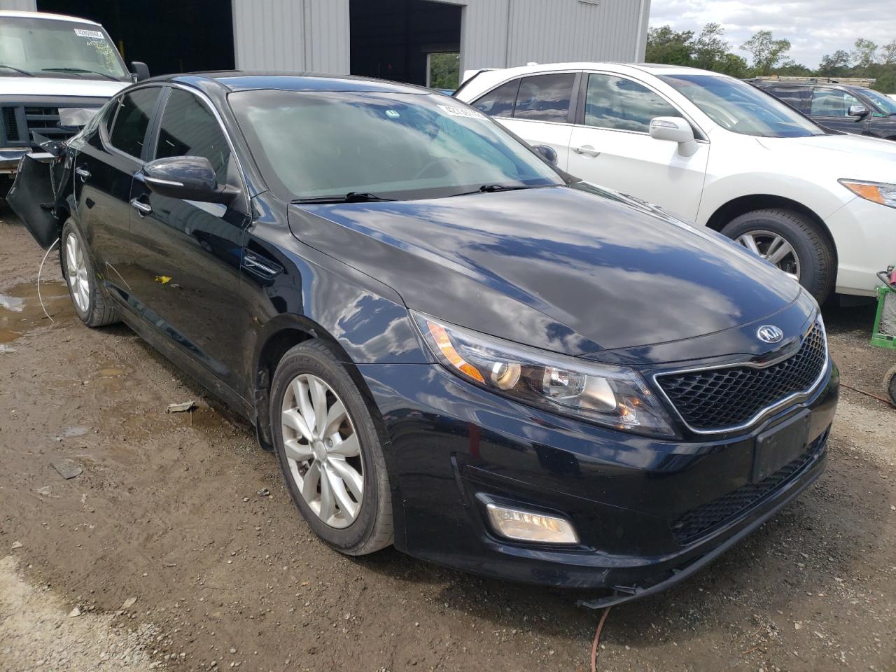 KIA OPTIMA EX 2015 with VIN 5XXGN4A77FG499289 - Photo from auction