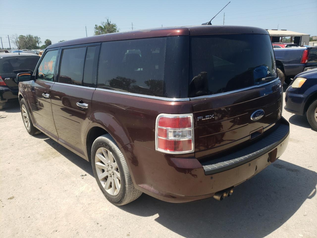Photo 3 from auction – 2010 FORD FLEX SEL with VIN 2FMHK6CC5ABA39099