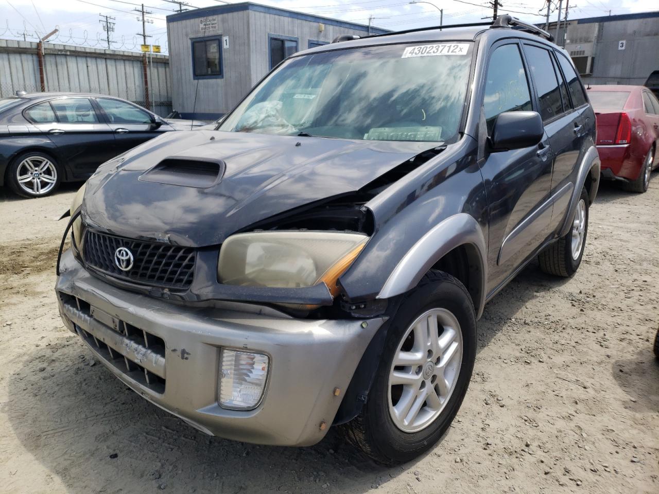 Photo 2 from auction – 2003 TOYOTA RAV4 with VIN JTEGH20V330115237