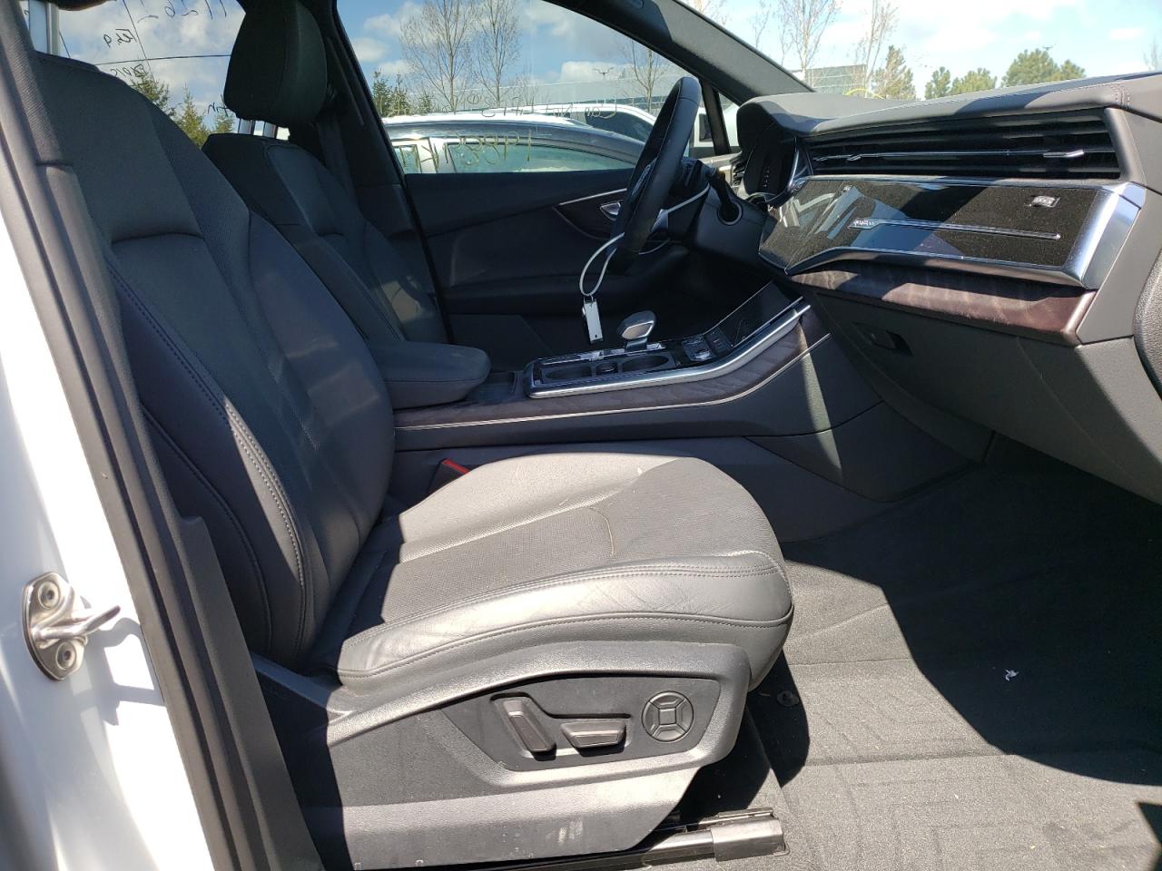 Photo 5 from auction – 2020 AUDI Q7 PROGRES with VIN WA1MXAF73LD010892
