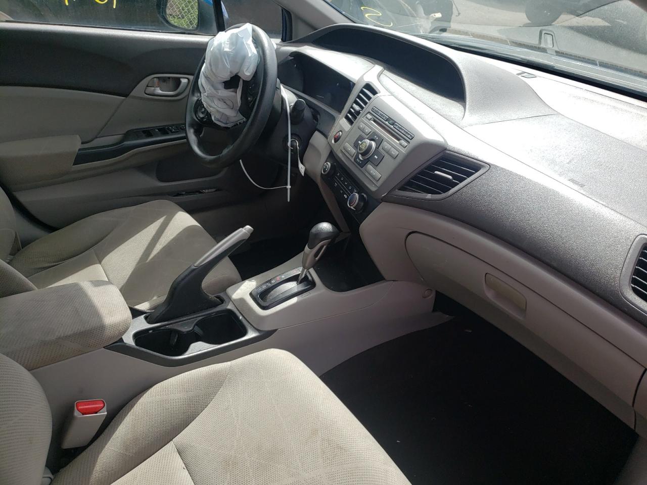 Photo 5 from auction – 2012 HONDA CIVIC LX with VIN 2HGFB2F55CH510722