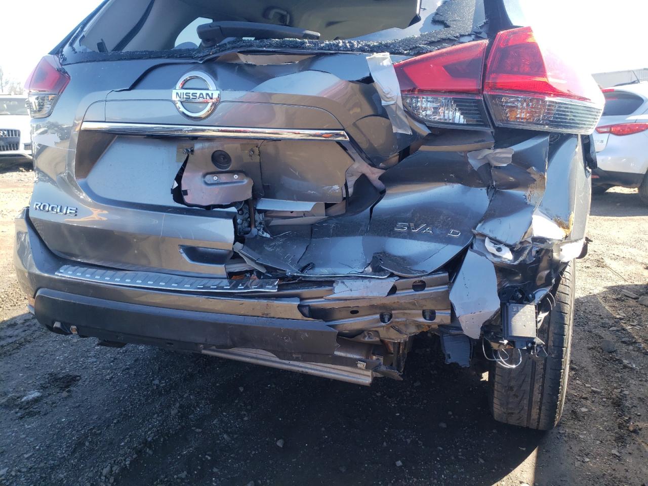 Photo 9 from auction – 2018 NISSAN ROGUE S with VIN KNMAT2MV1JP603786