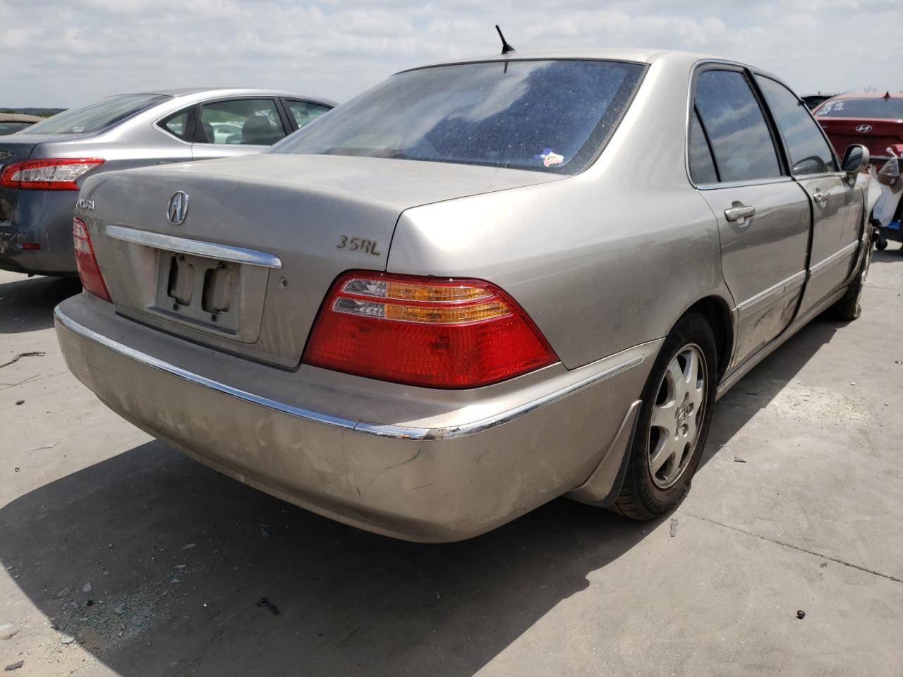Photo 4 from auction – 2002 ACURA 3.5RL with VIN JH4KA96502C003235