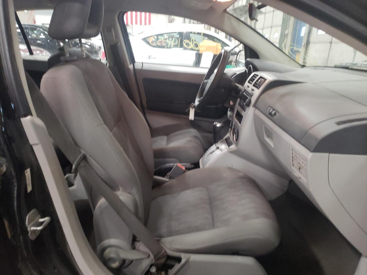 Photo 5 from auction – 2007 DODGE CALIBER SX with VIN 1B3HB48BX7D379877