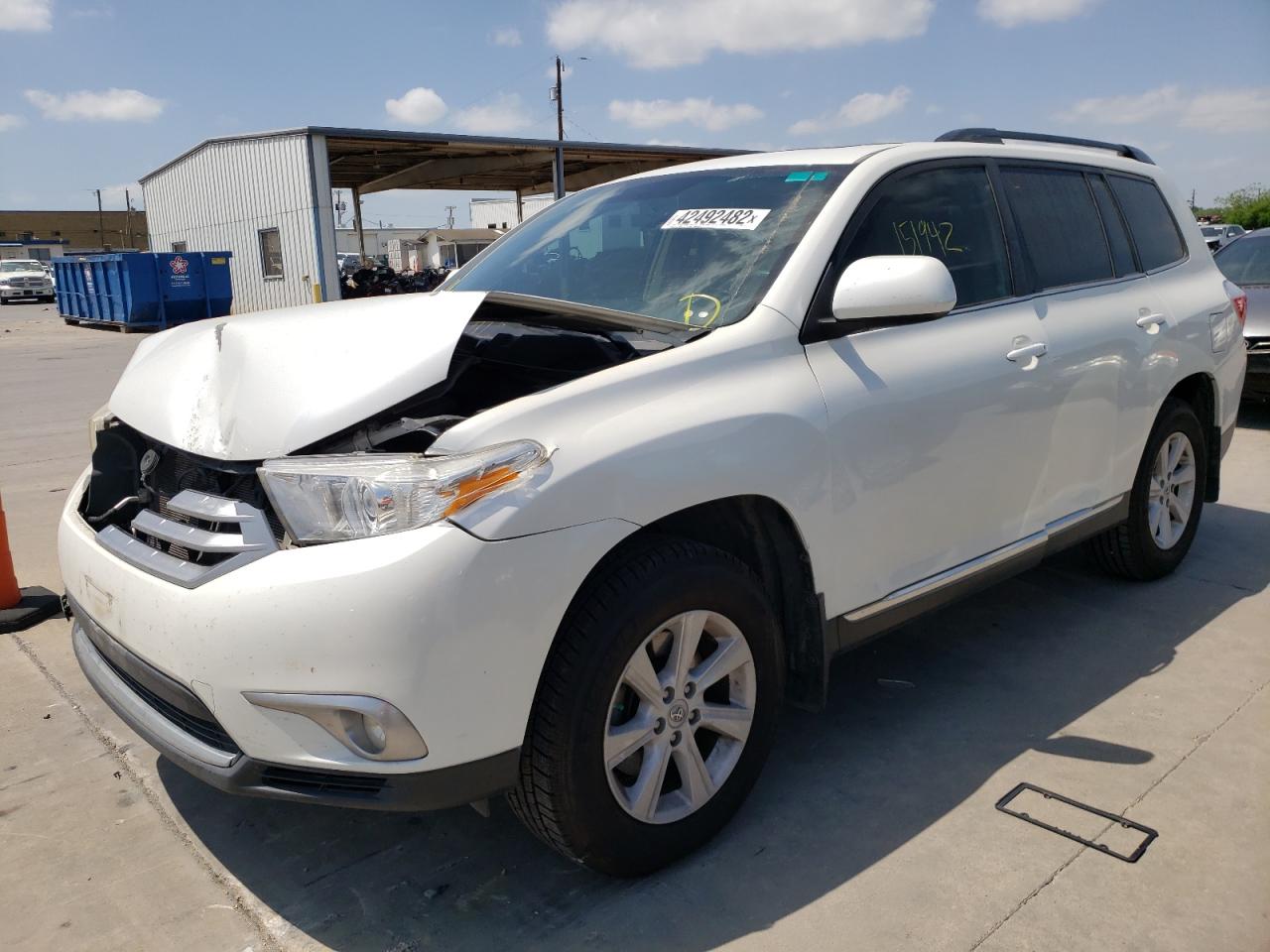 Photo 2 from auction – 2012 TOYOTA HIGHLANDER with VIN 5TDZK3EH3CS051544