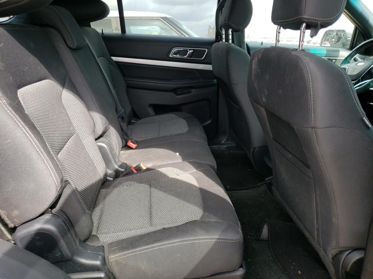 Photo 6 from auction – 2016 FORD EXPLORER X with VIN 1FM5K7D86GGC57881