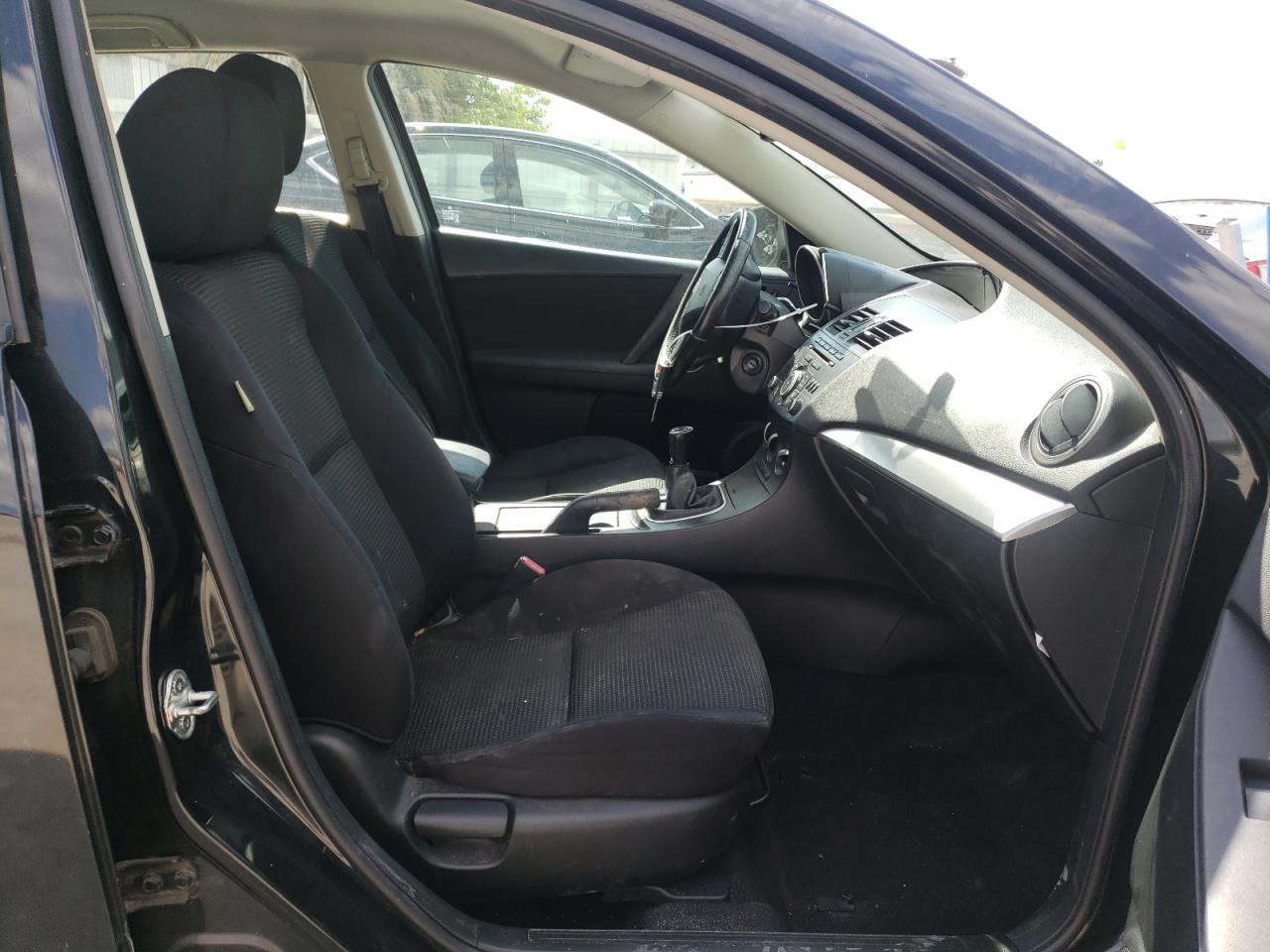 Photo 5 from auction – 2012 MAZDA 3 I with VIN JM1BL1L88C1562511