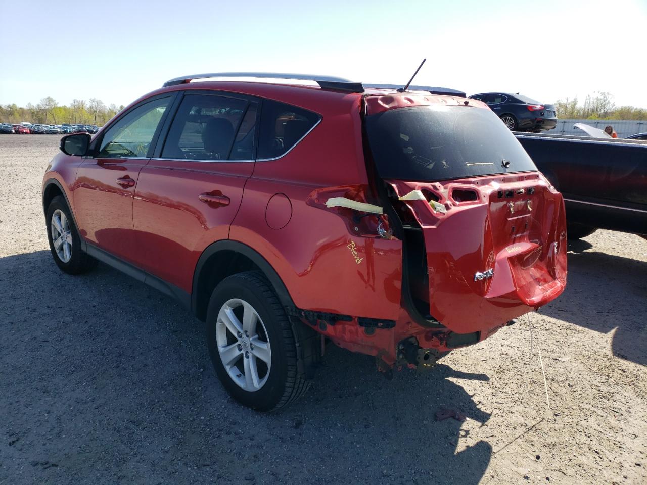 Photo 3 from auction – 2013 TOYOTA RAV4 XLE with VIN JTMRFREV3D5024901