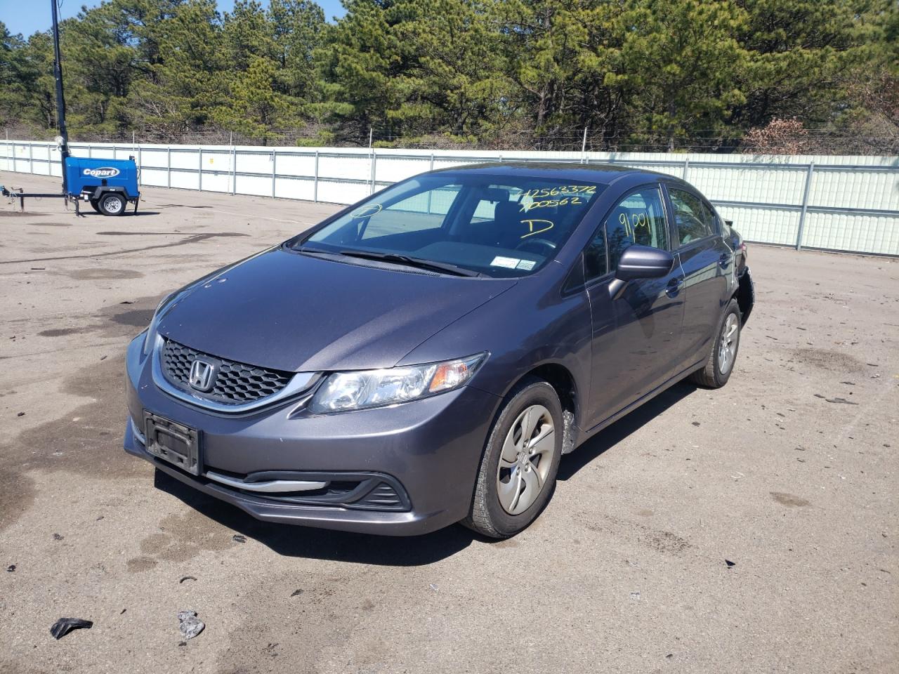 Photo 2 from auction – 2015 HONDA CIVIC LX with VIN 19XFB2F58FE700562