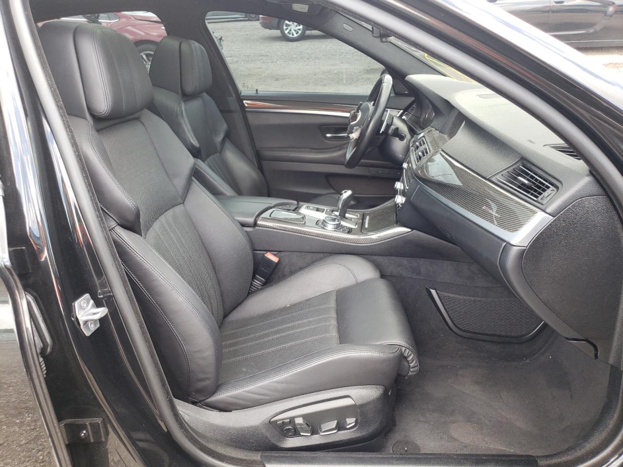 Photo 5 from auction – 2015 BMW 5 SERIES with VIN WBSFV9C56FD594188