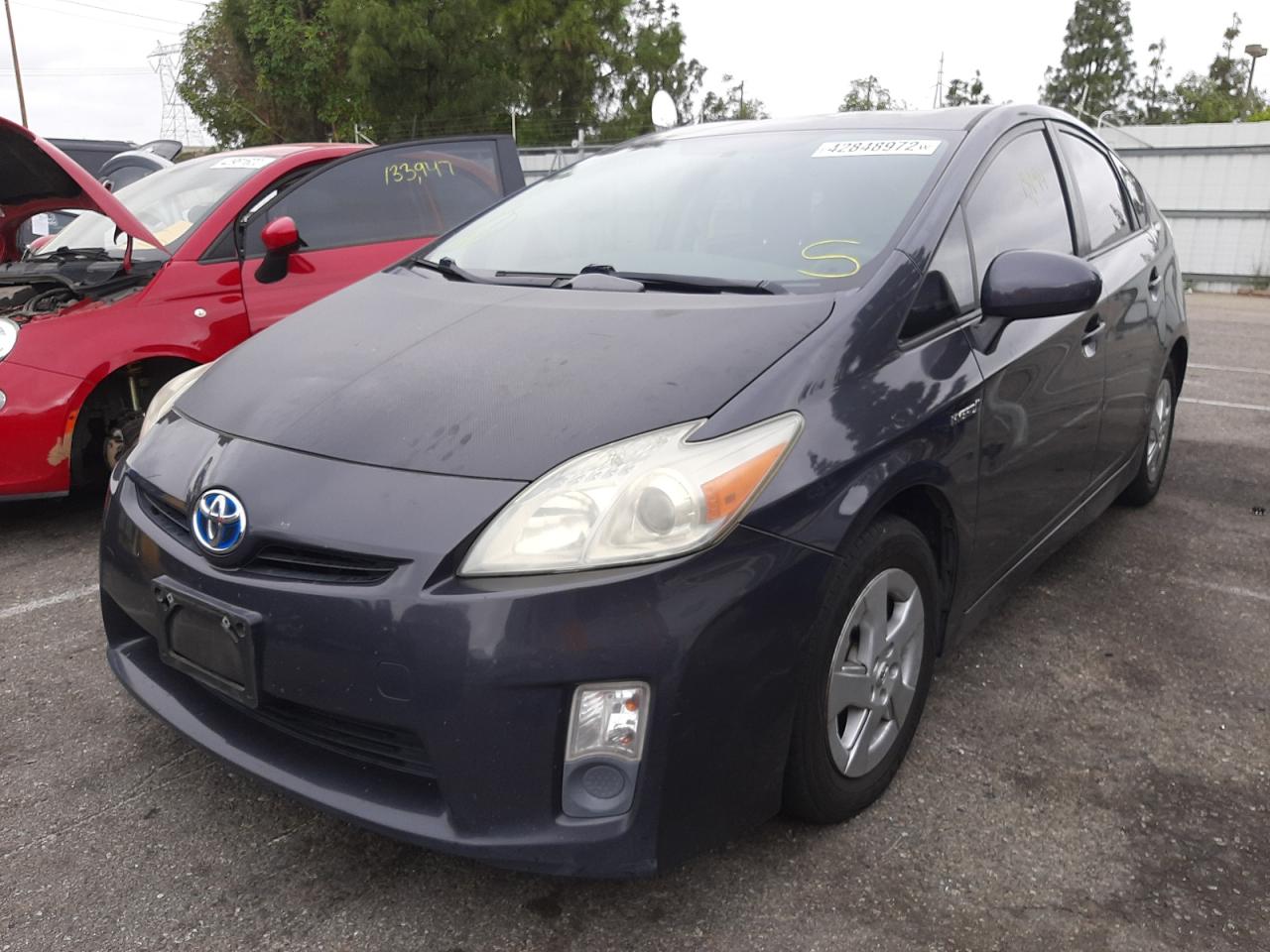 Photo 2 from auction – 2011 TOYOTA PRIUS with VIN JTDKN3DU9B1478178