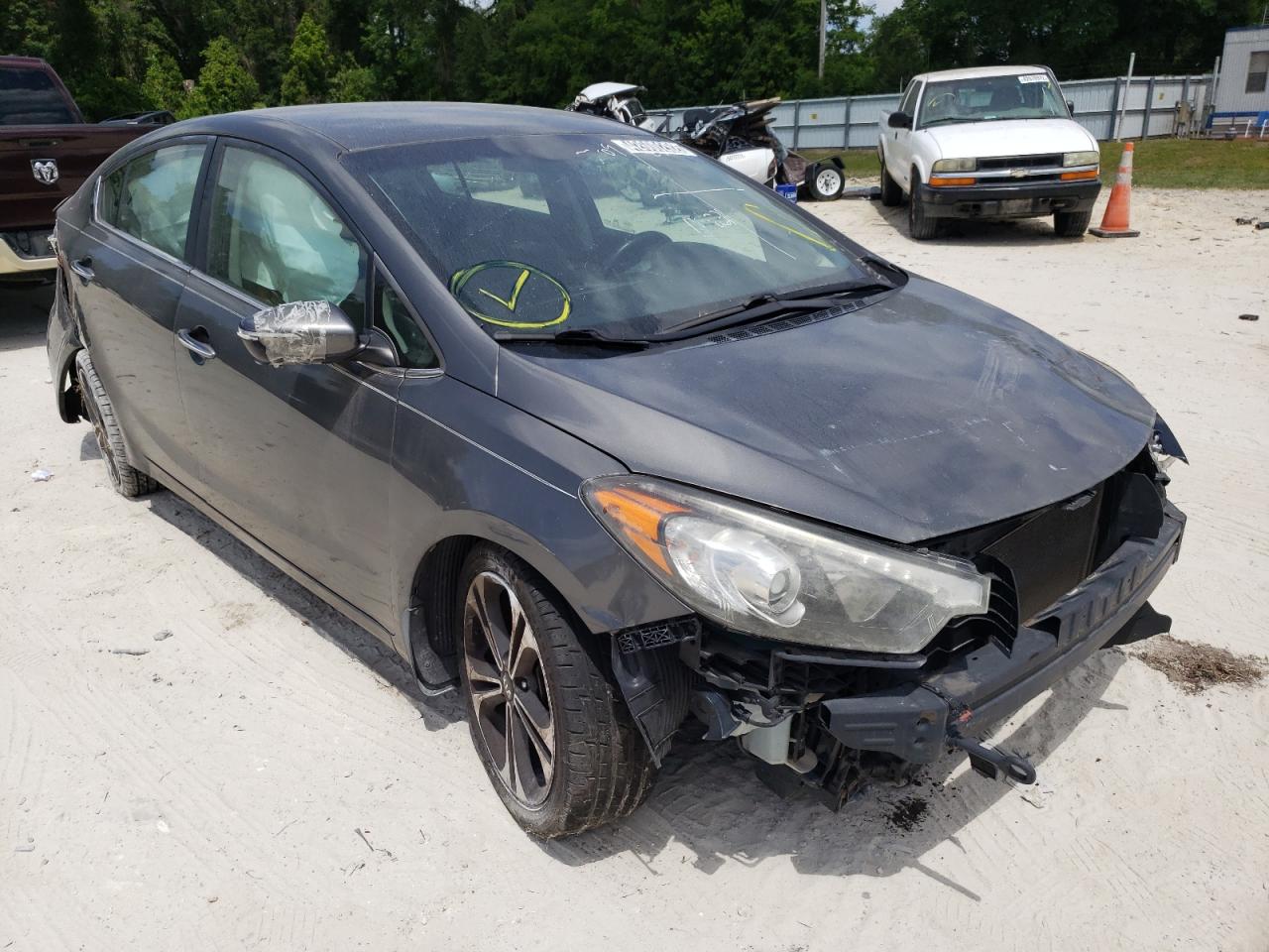KIA FORTE EX 2014 with VIN KNAFX4A80E5086662 - Photo from auction