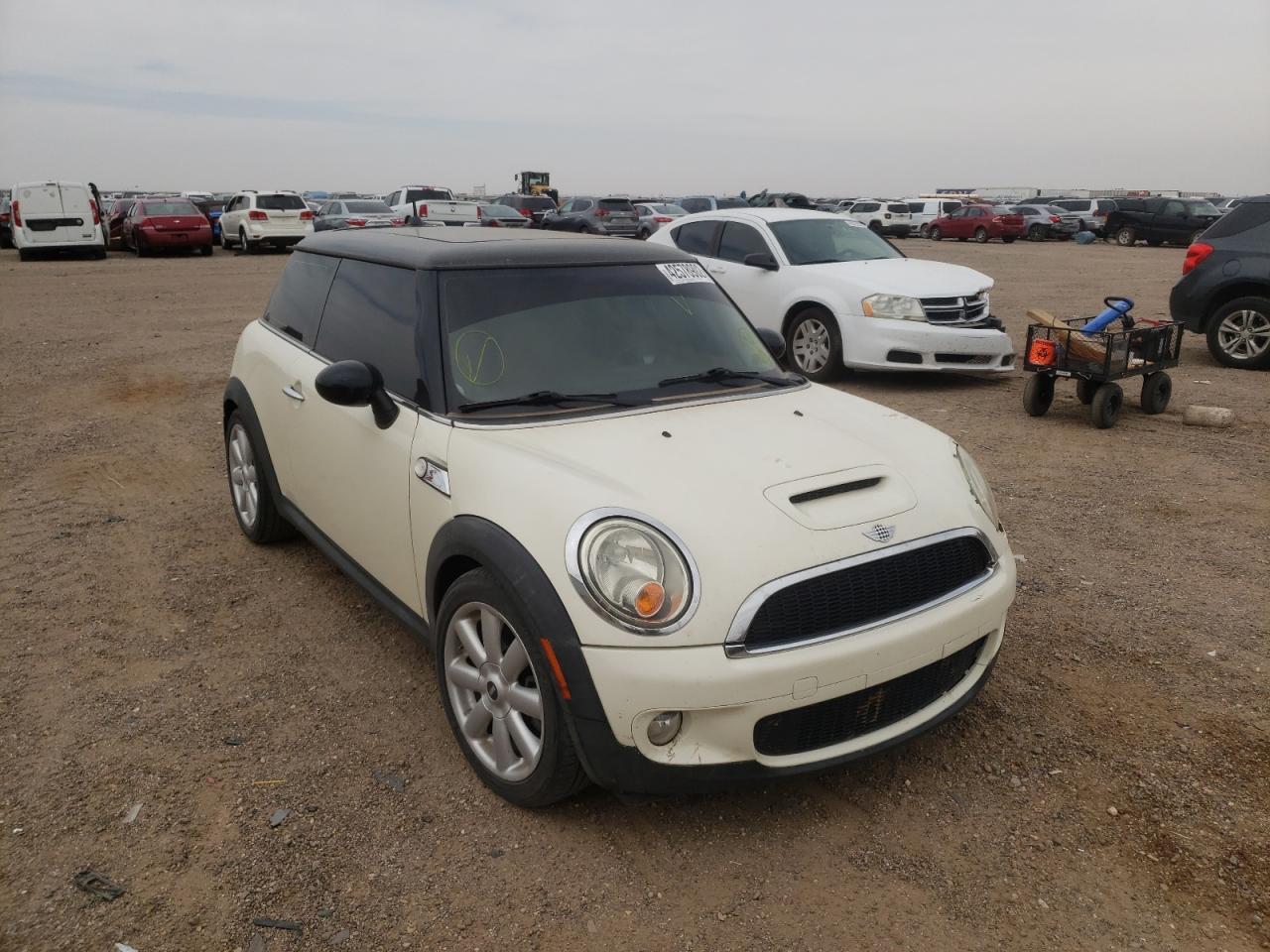 MINI COOPER S 2008 with VIN WMWMF73598TV35402 - Photo from auction