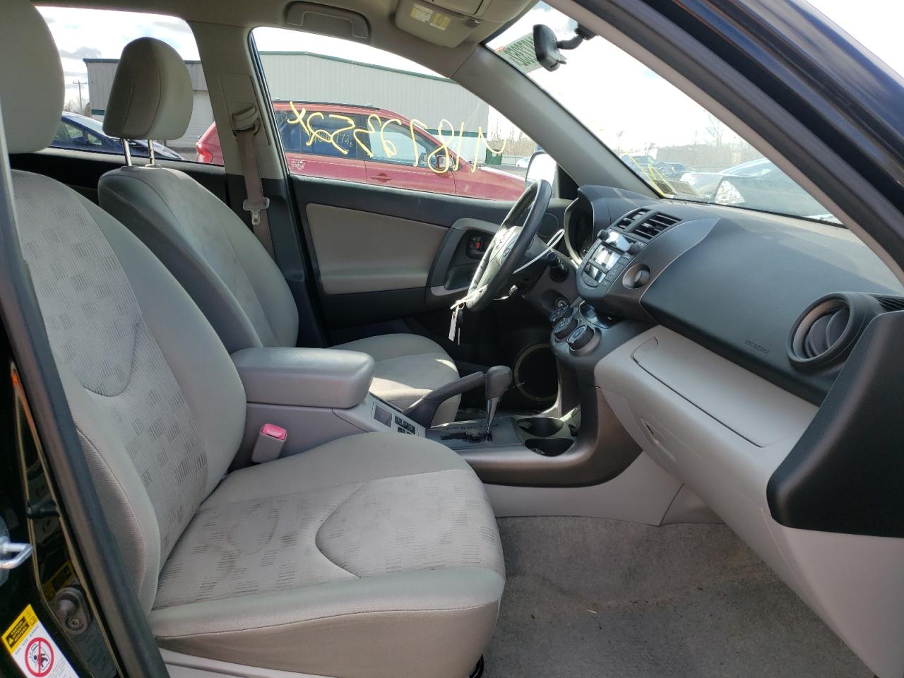 Photo 5 from auction – 2009 TOYOTA RAV4 with VIN JTMBF33V595003816