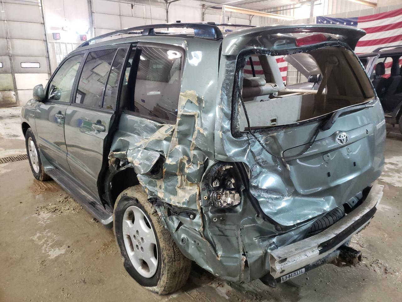 Photo 3 from auction – 2004 TOYOTA HIGHLANDER with VIN JTEEP21A440028146