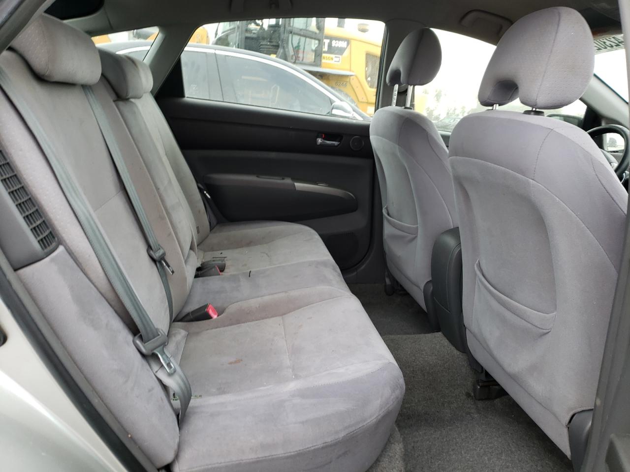 Photo 6 from auction – 2004 TOYOTA PRIUS with VIN JTDKB22U940040548