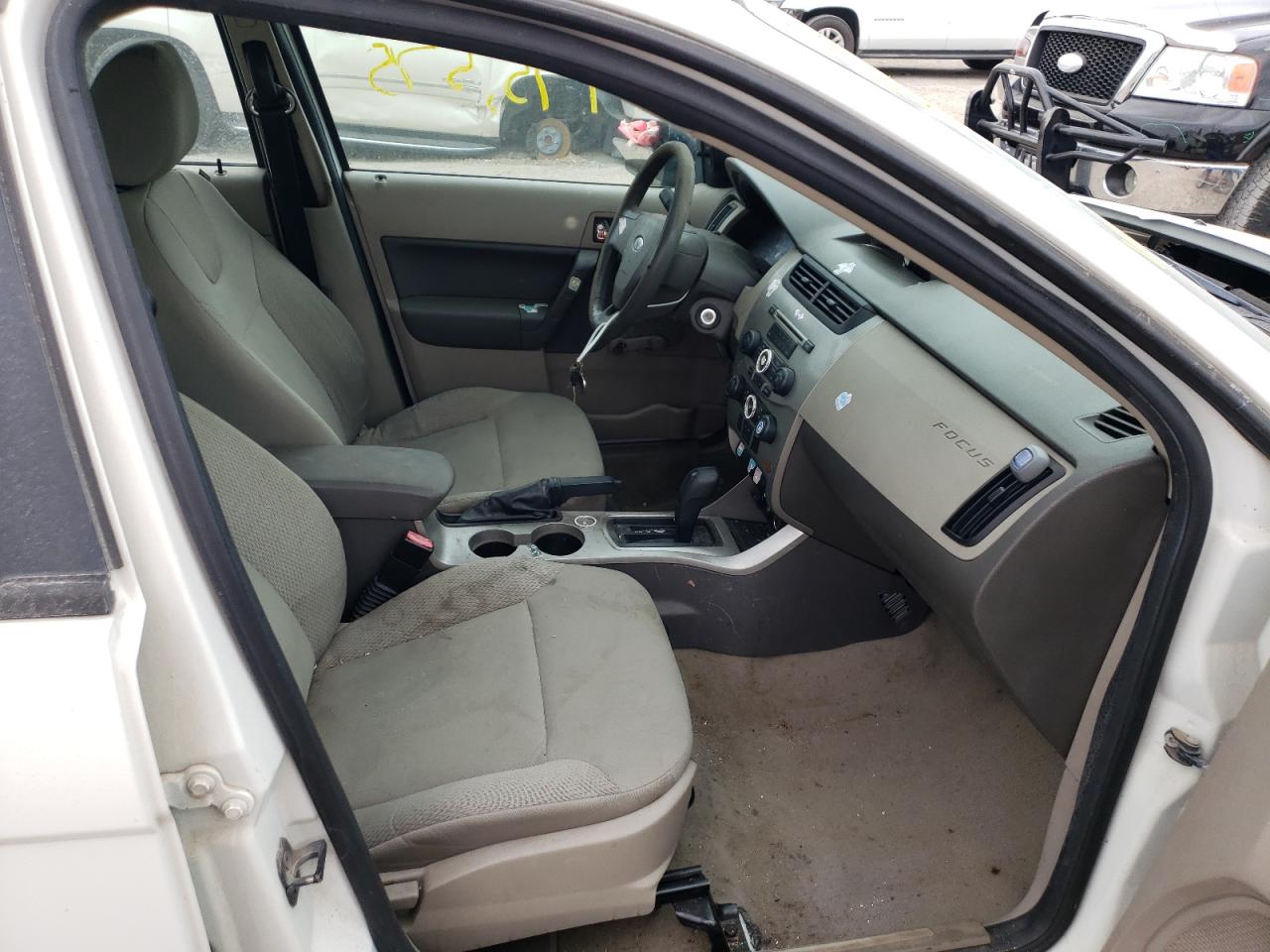 Photo 5 from auction – 2009 FORD FOCUS S with VIN 1FAHP34N99W246339