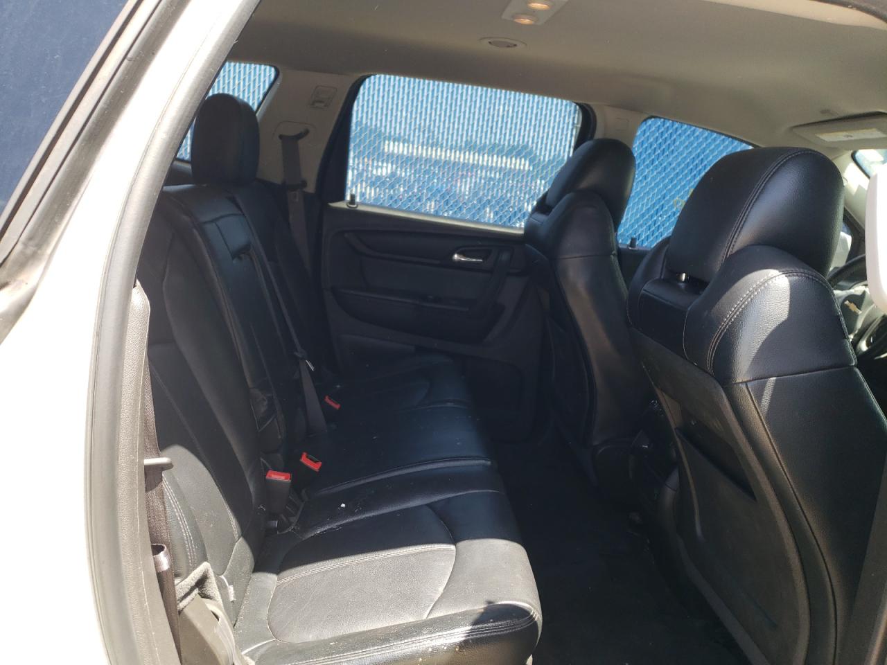 Photo 6 from auction – 2013 CHEVROLET TRAVERSE L with VIN 1GNKRGKD9DJ224799