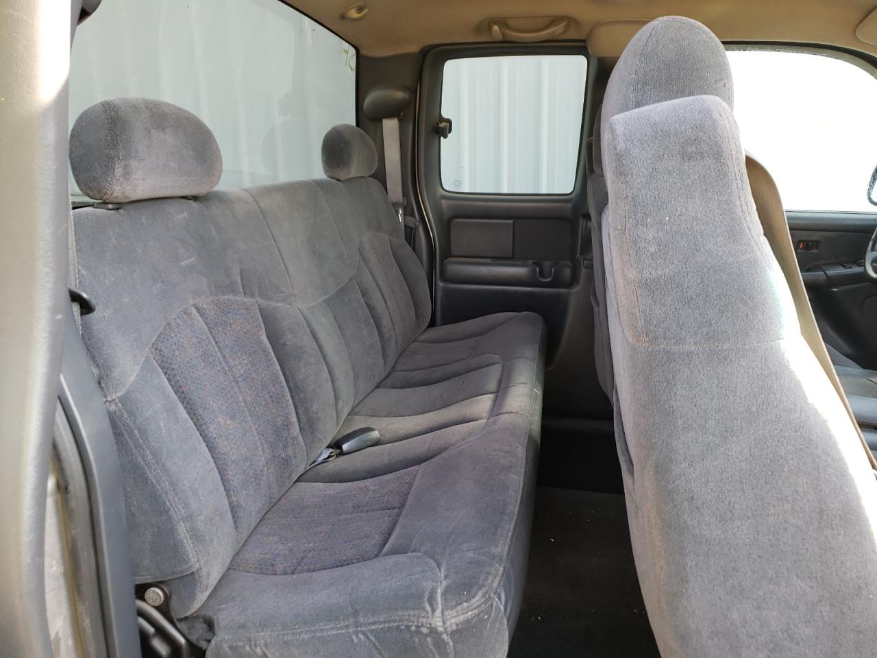 Photo 6 from auction – 2000 CHEVROLET SILVRDO LT with VIN 2GCEC19T7Y1385685