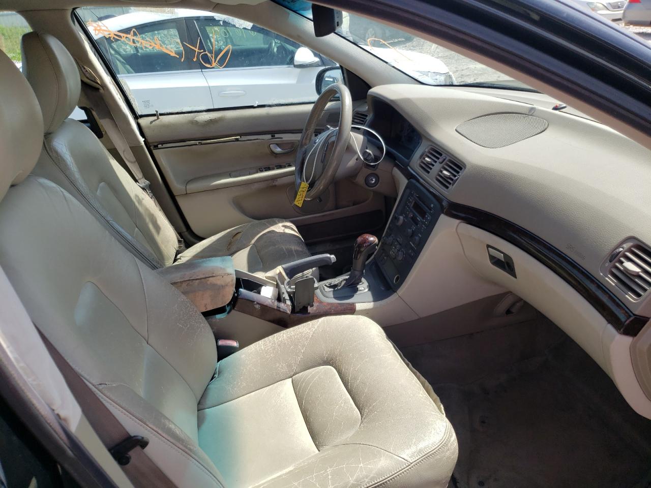 Photo 5 from auction – 2003 VOLVO S80 with VIN YV1TS92D831304195