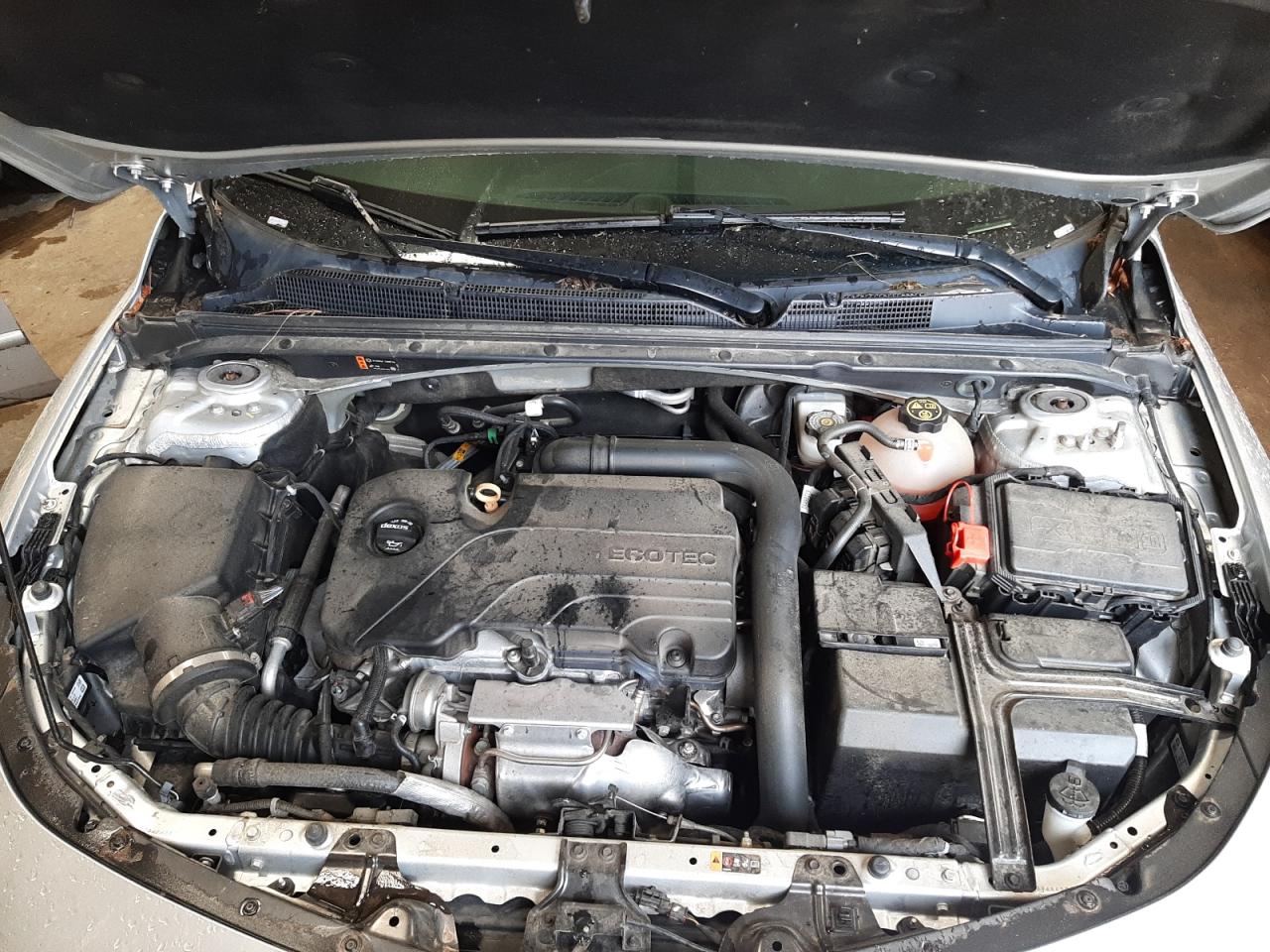 Photo 7 from auction – 2019 CHEVROLET MALIBU LT with VIN 1G1ZD5ST2KF163371