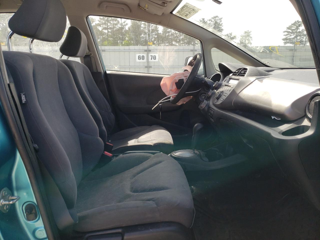 Photo 5 from auction – 2012 HONDA FIT with VIN JHMGE8H30CC009618