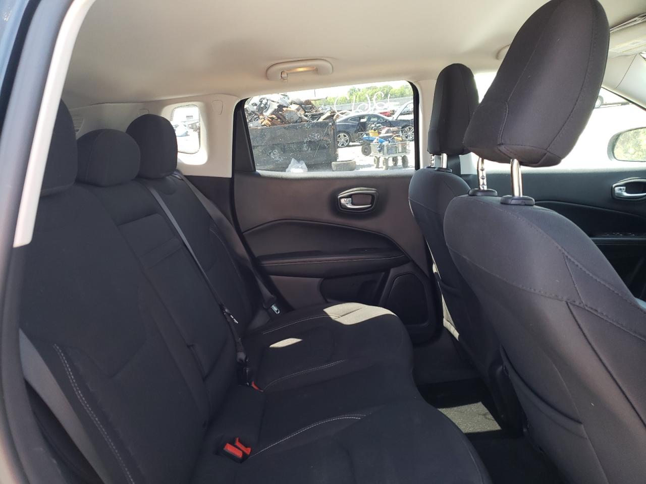 Photo 6 from auction – 2019 JEEP COMPASS SP with VIN 3C4NJCAB4KT736868