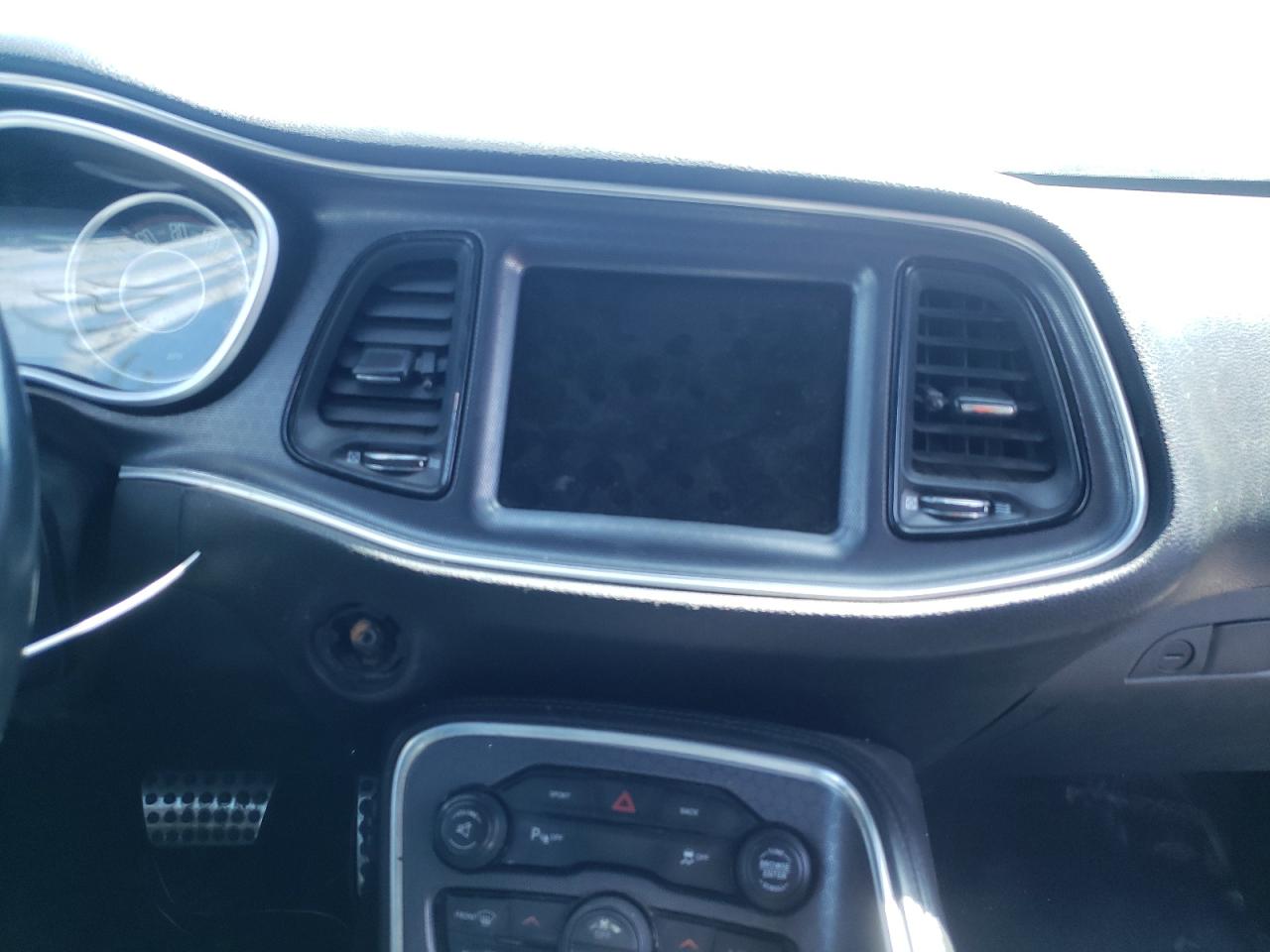 Photo 9 from auction – 2015 DODGE CHALLENGER with VIN 2C3CDZBG6FH700243