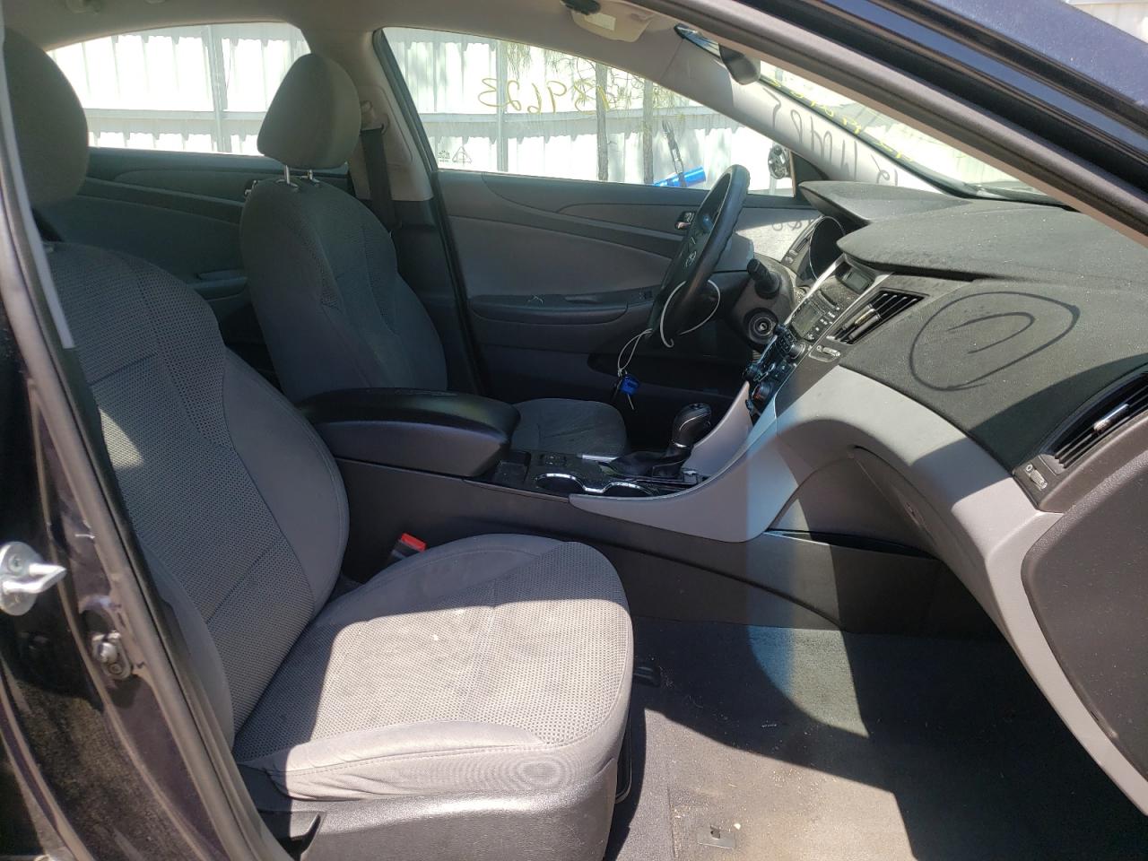 Photo 5 from auction – 2013 HYUNDAI SONATA GLS with VIN 5NPEB4AC5DH757372