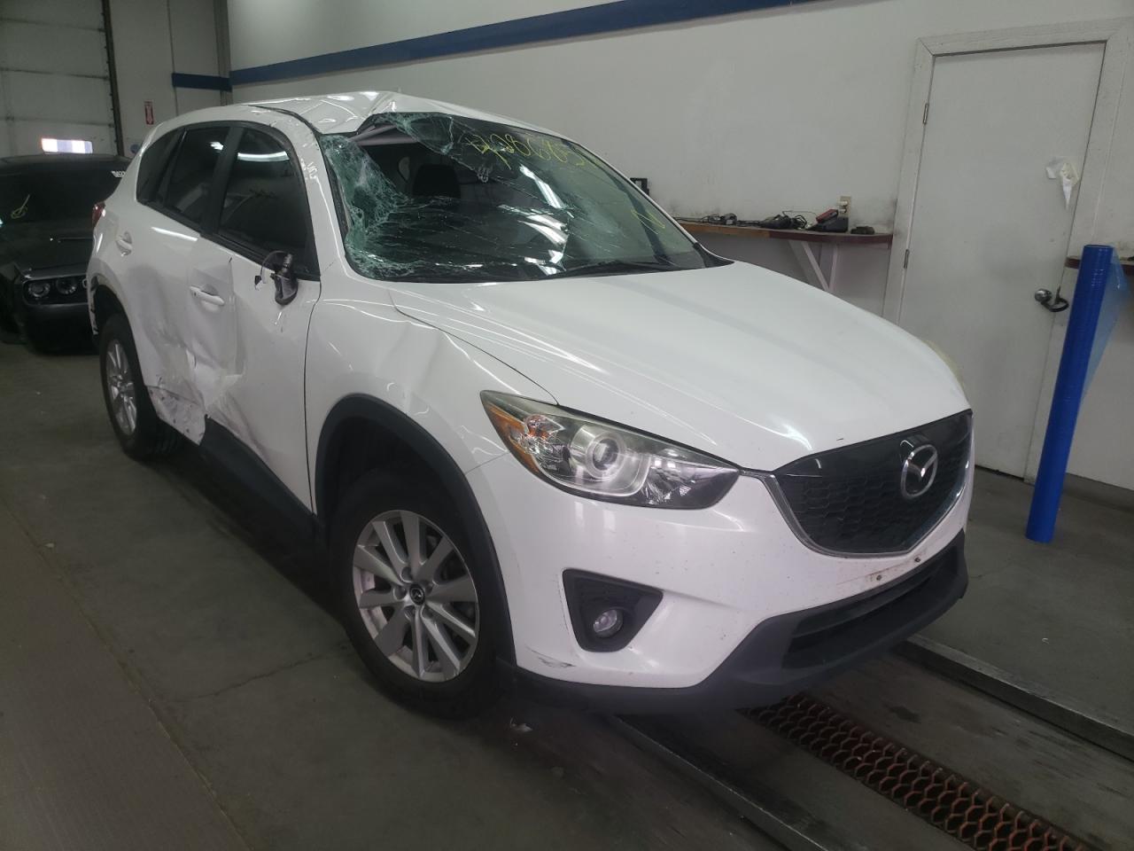 MAZDA CX-5 TOURI 2015 with VIN JM3KE4CY5F0482273 - Photo from auction