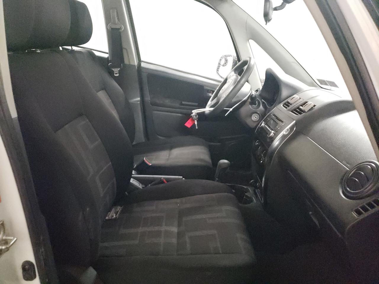 Photo 5 from auction – 2012 SUZUKI SX4 with VIN JS2YB5A36C6306002