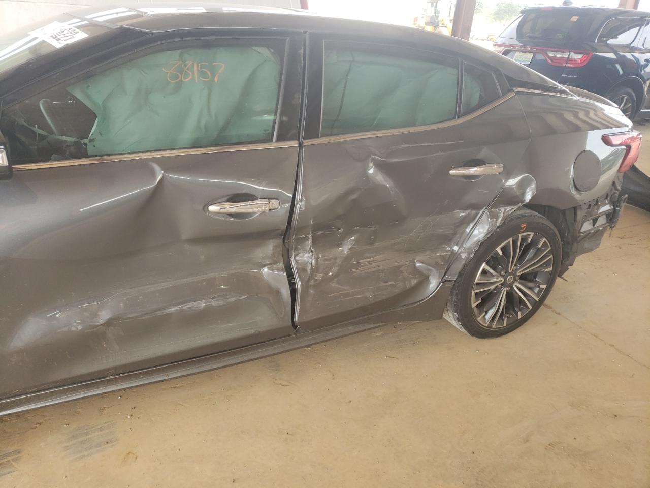 Foto 10 de la subasta – 2017 NISSAN MAXIMA 3.5 con VIN 1N4AA6AP1HC421211