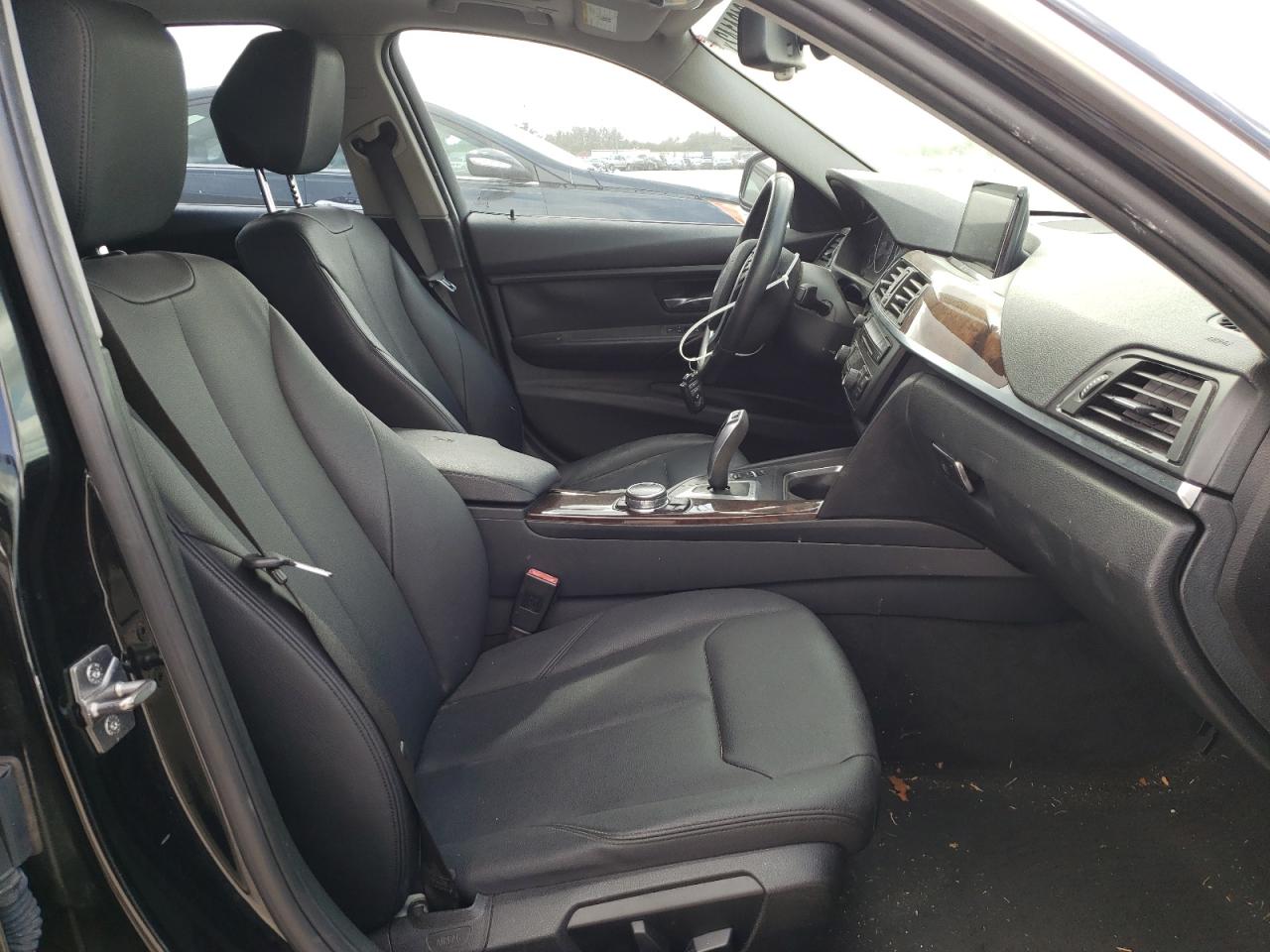 Photo 5 from auction – 2014 BMW ACTIVEHYBR with VIN WBA3F9C58EF484573