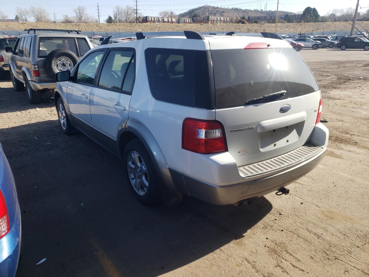 Photo 3 from auction – 2007 FORD FREESTYLE with VIN 1FMDK02127GA28199