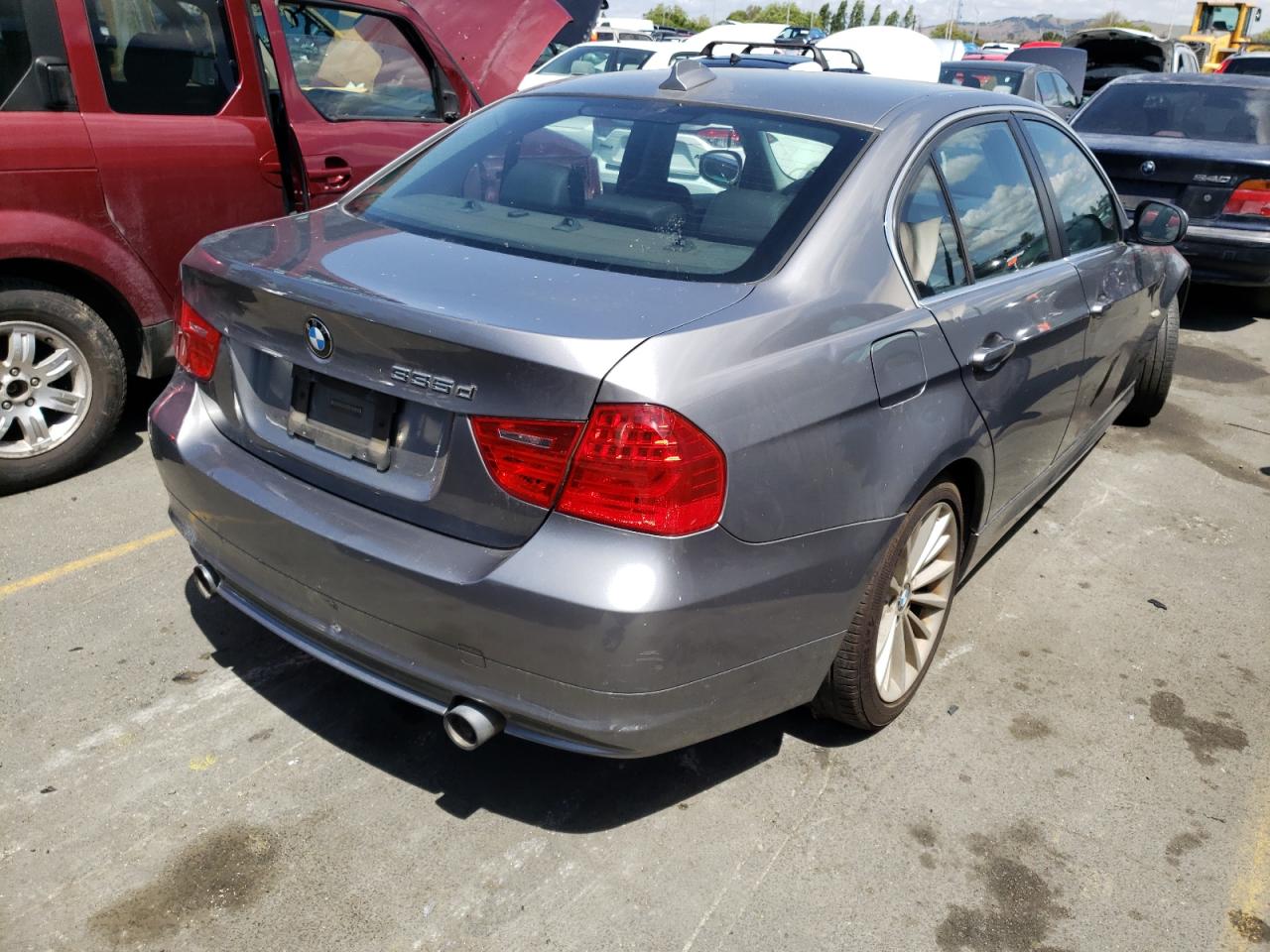Photo 4 from auction – 2009 BMW 335 D with VIN WBAPN73539A266343