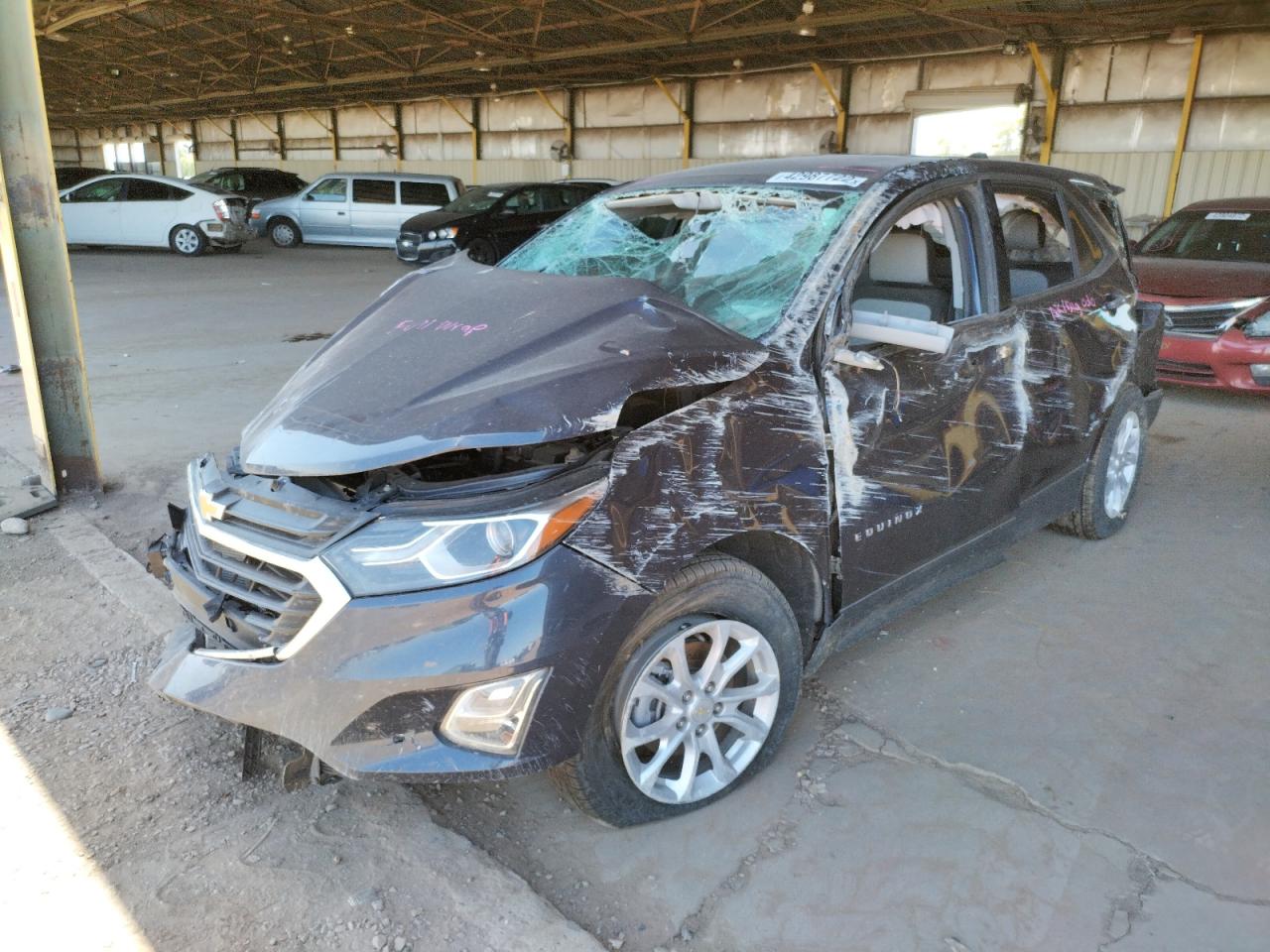 Photo 2 from auction – 2019 CHEVROLET EQUINOX LS with VIN 3GNAXHEV2KL236455