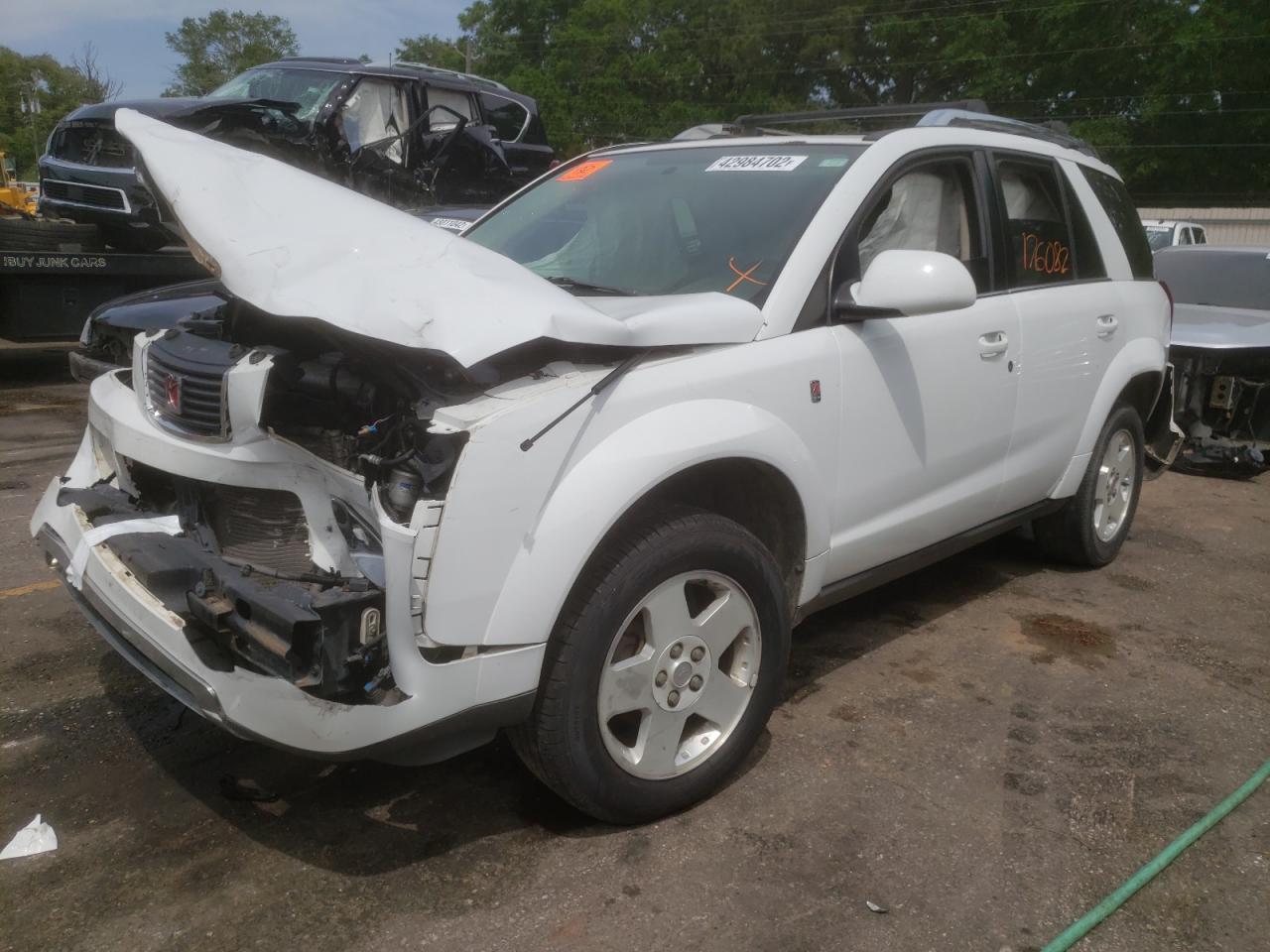 Photo 2 from auction – 2006 SATURN VUE with VIN 5GZCZ53436S811429