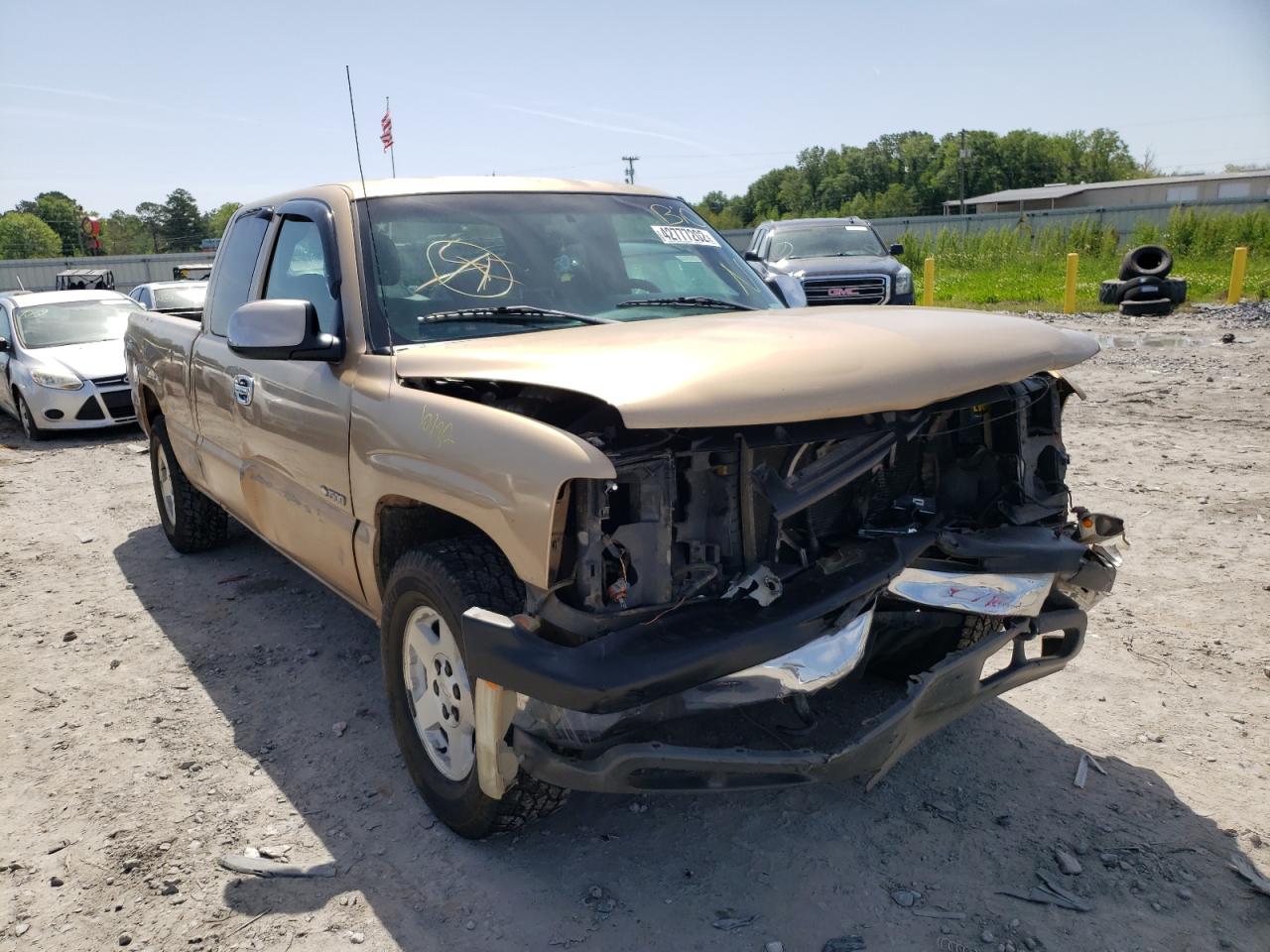 Photo 1 from auction – 1999 CHEVROLET SILVERADO with VIN 1GCEK19V0XE213614