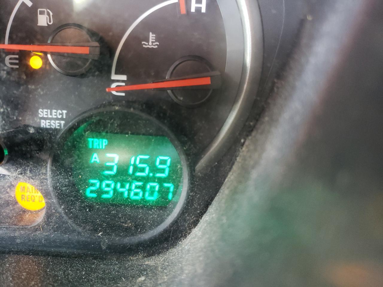 Photo 8 from auction – 2004 HONDA PILOT EXL with VIN 2HKYF18674H502643