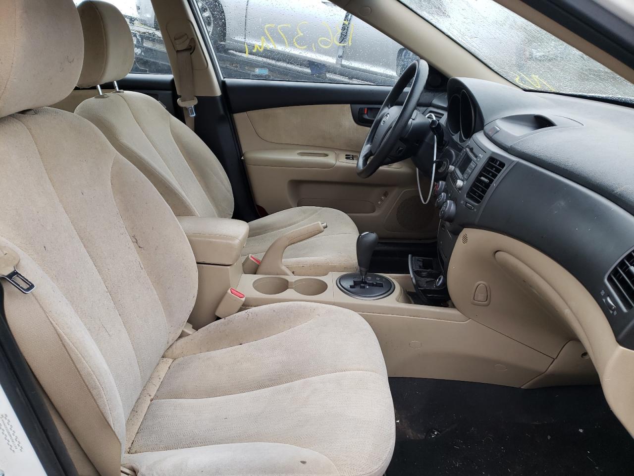Photo 5 from auction – 2009 KIA OPTIMA LX with VIN KNAGE228395301194