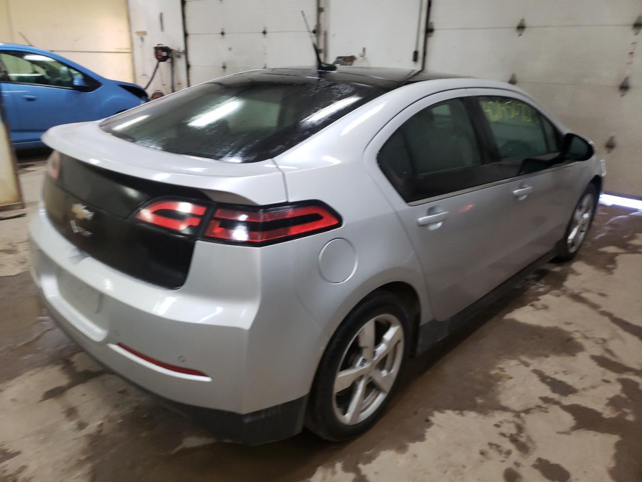 Photo 15 from auction – 2011 CHEVROLET VOLT with VIN 1G1RD6E4XBU101979