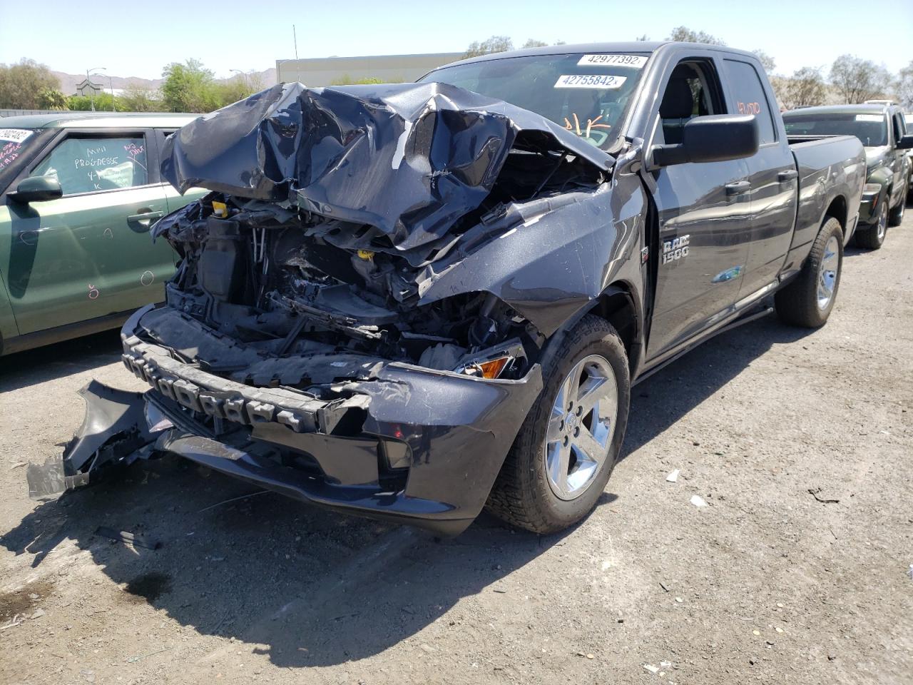 Photo 2 from auction – 2017 RAM 1500 ST with VIN 1C6RR6FT5HS833513