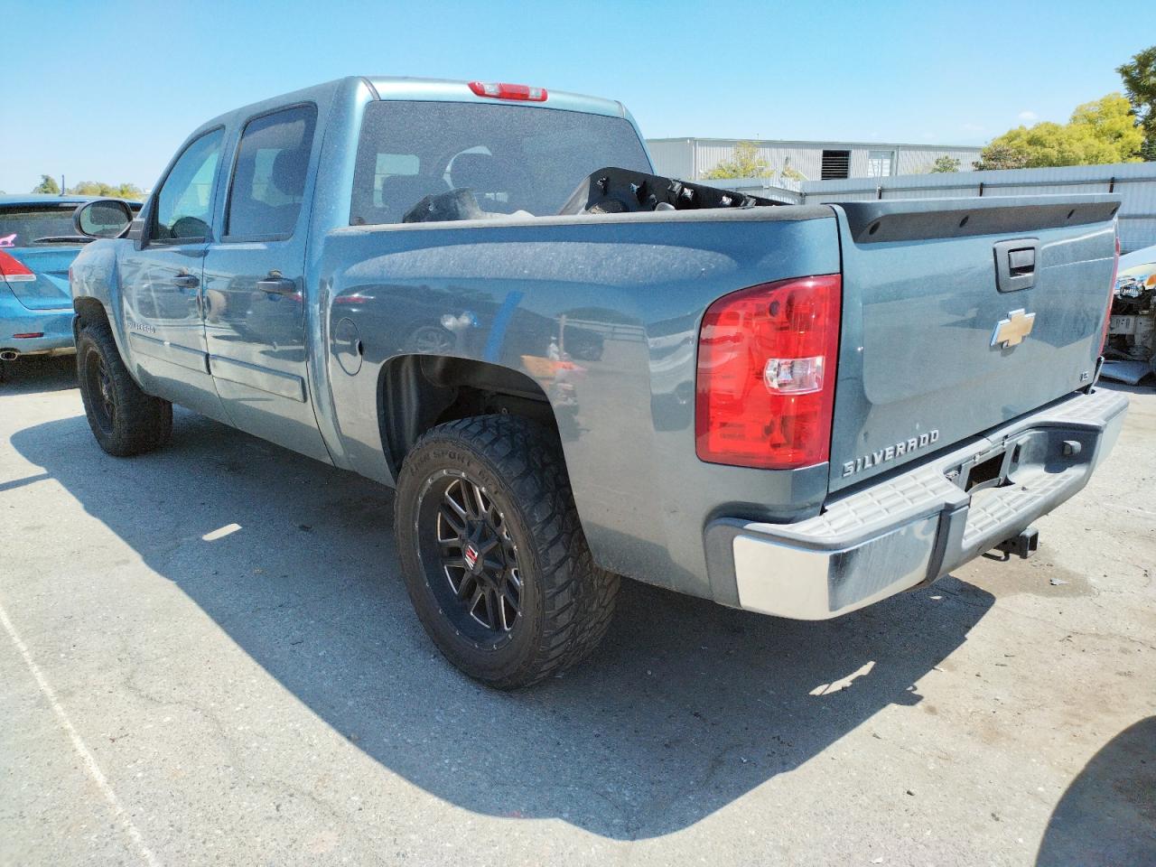 Photo 3 from auction – 2008 CHEVROLET SILVERADO with VIN 3GCEC13C78G226150