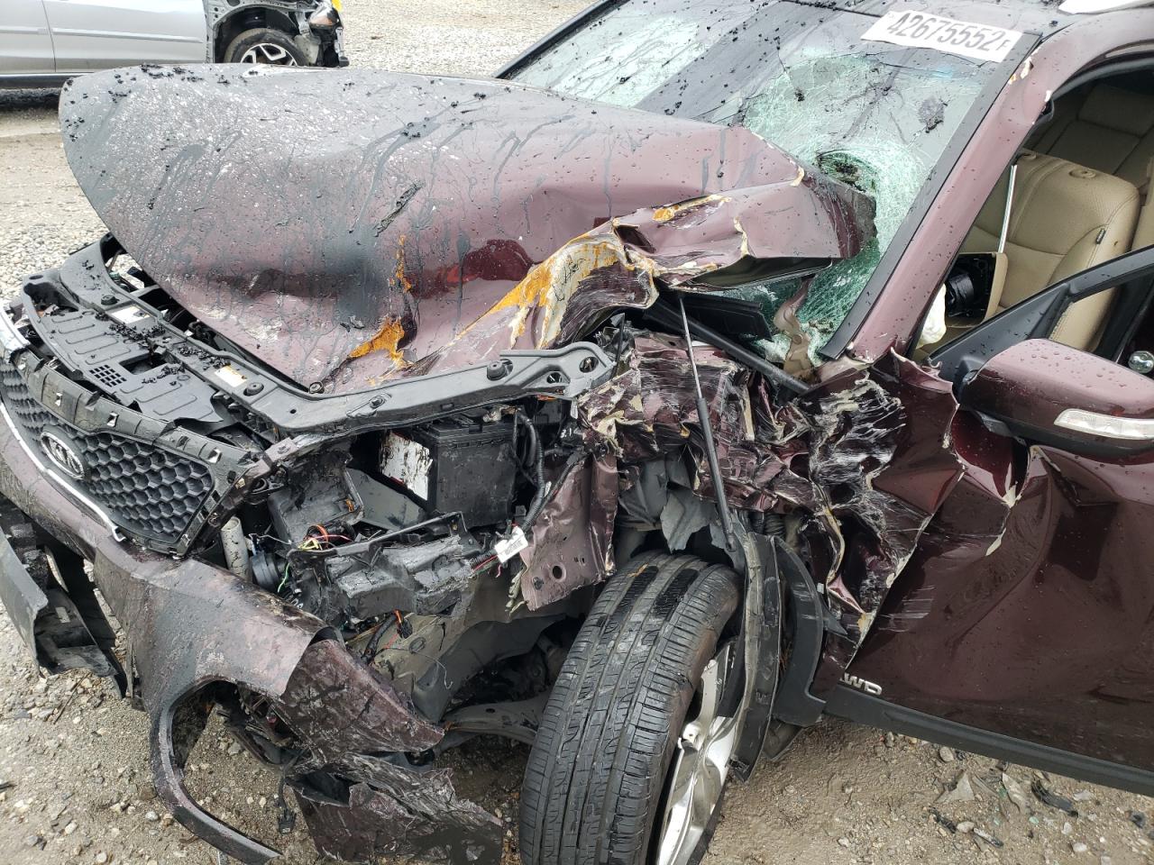 Photo 9 from auction – 2013 KIA SORENTO EX with VIN 5XYKUDA25DG326445