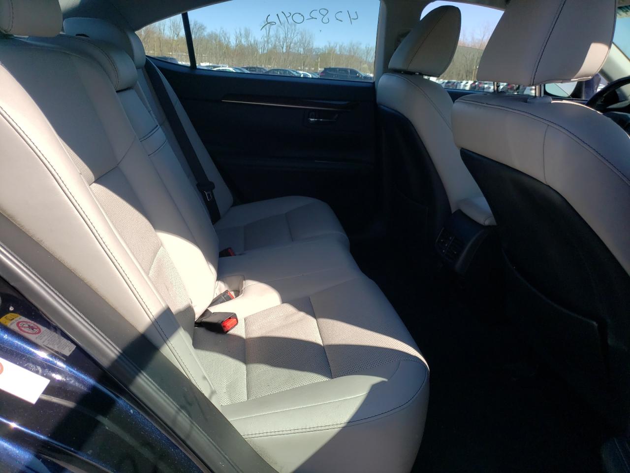 Photo 6 from auction – 2016 LEXUS ES 350 with VIN 58ABK1GG5GU027682