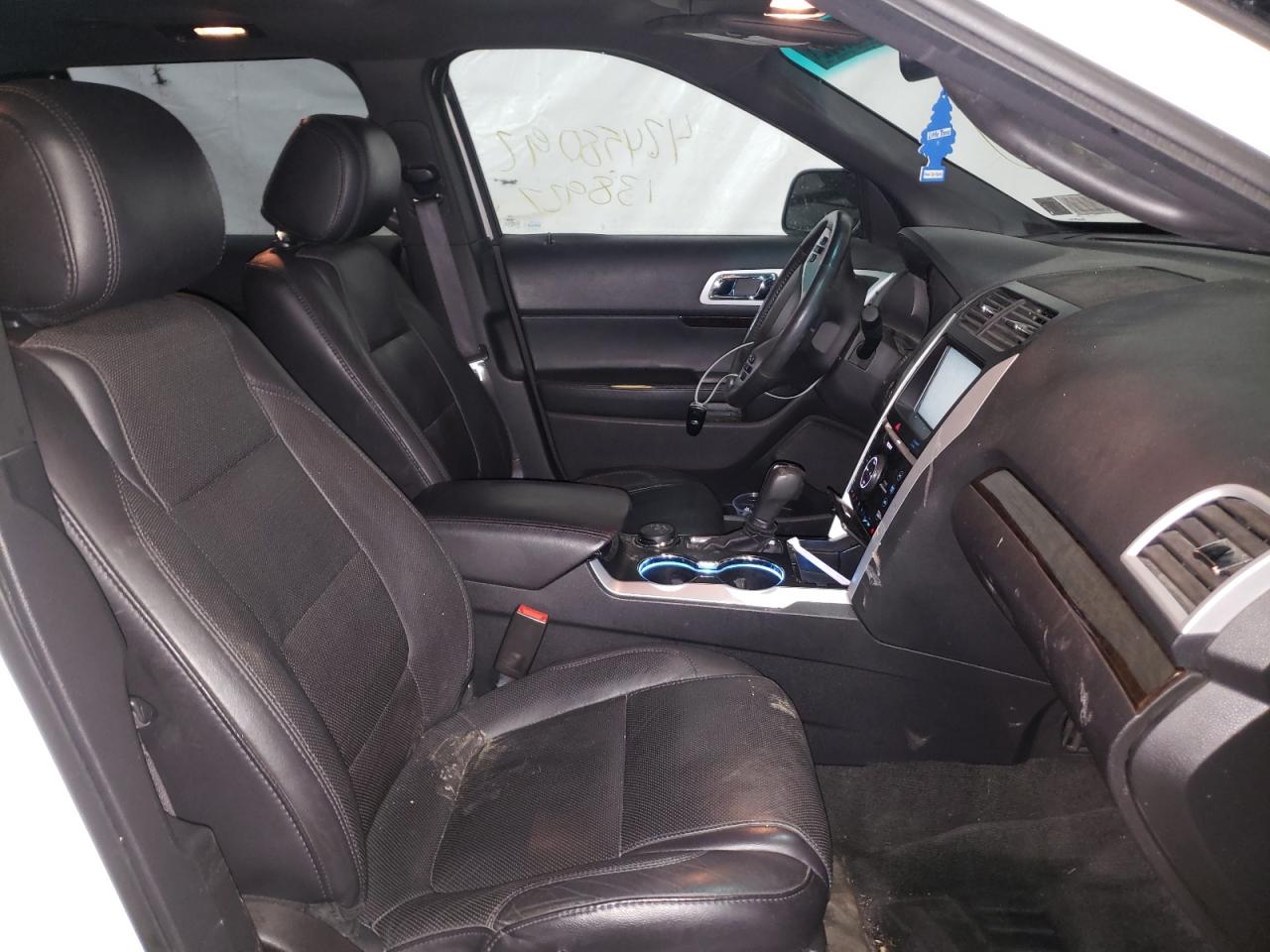 Фото 5 с аукциона – 2015 FORD EXPLORER L с VIN 1FM5K8F83FGB05770