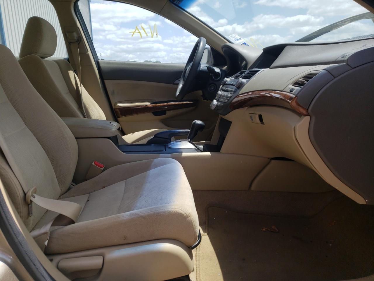 Photo 5 from auction – 2010 HONDA ACCORD EX with VIN 1HGCP2F71AA060407