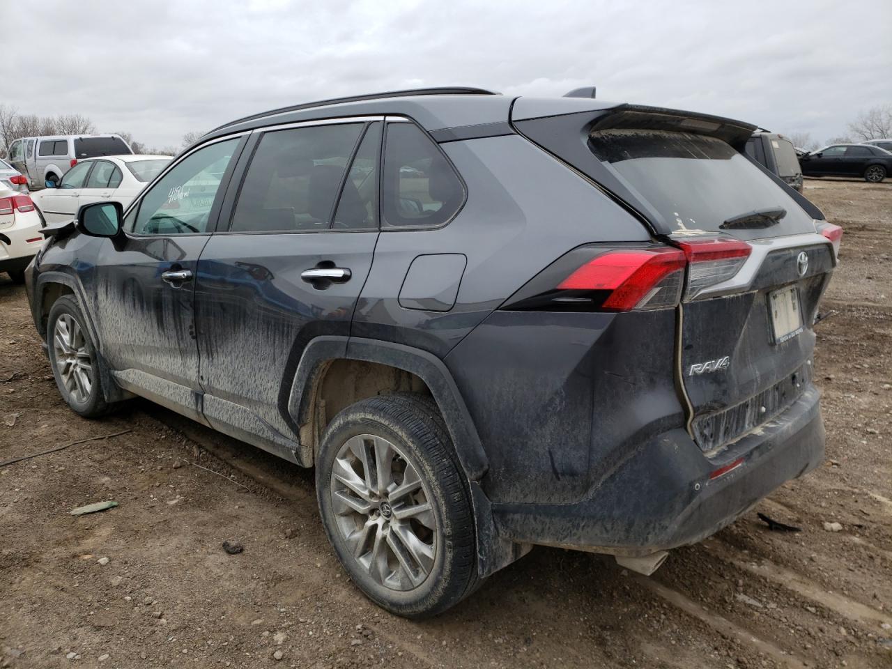 Photo 3 from auction – 2019 TOYOTA RAV4 LIMIT with VIN 2T3N1RFV3KC015697