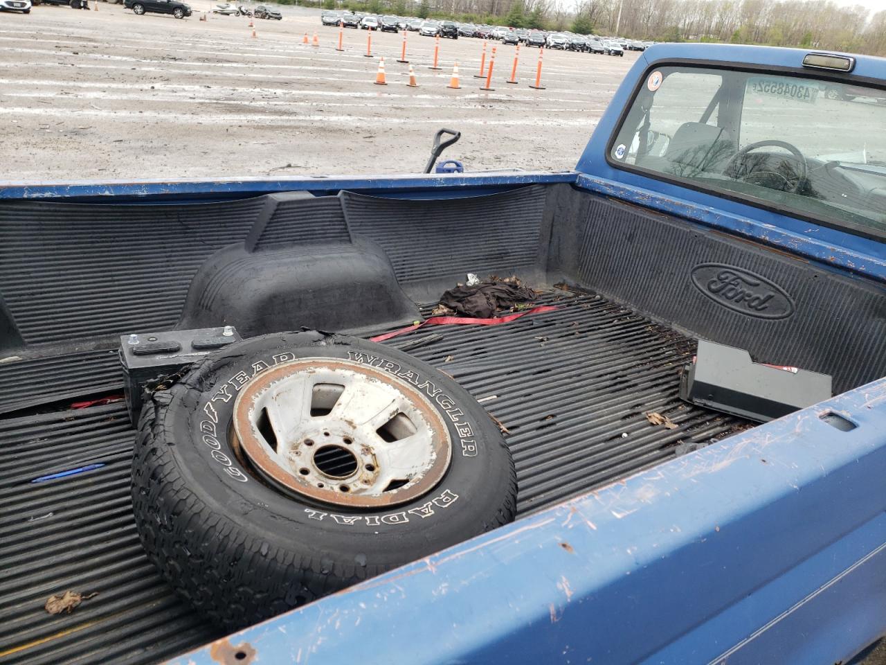 Photo 6 from auction – 1993 FORD F150 with VIN 2FTDF15Y9PCB41334